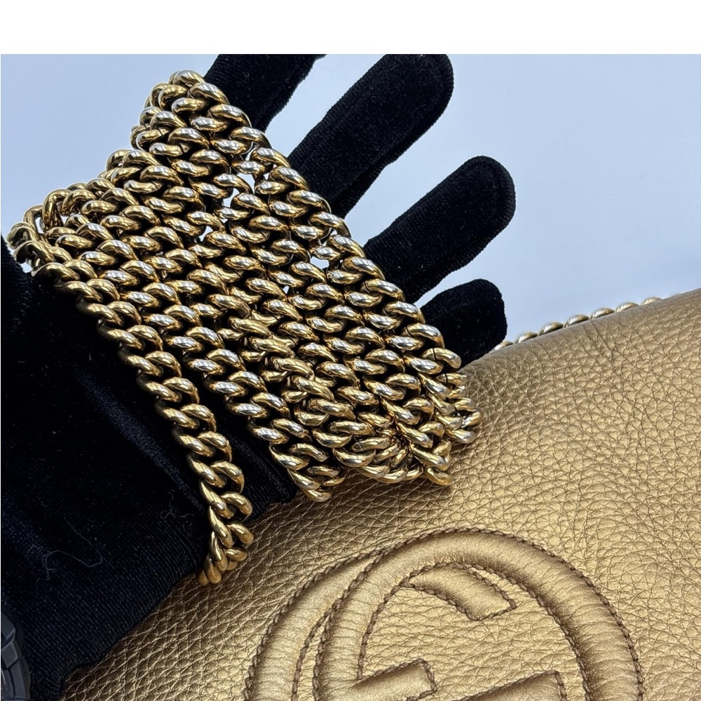 Authentic Gucci Metallic Gold Soho Chain Flap Bag Shoulder Crossbody - Picture 2 of 16
